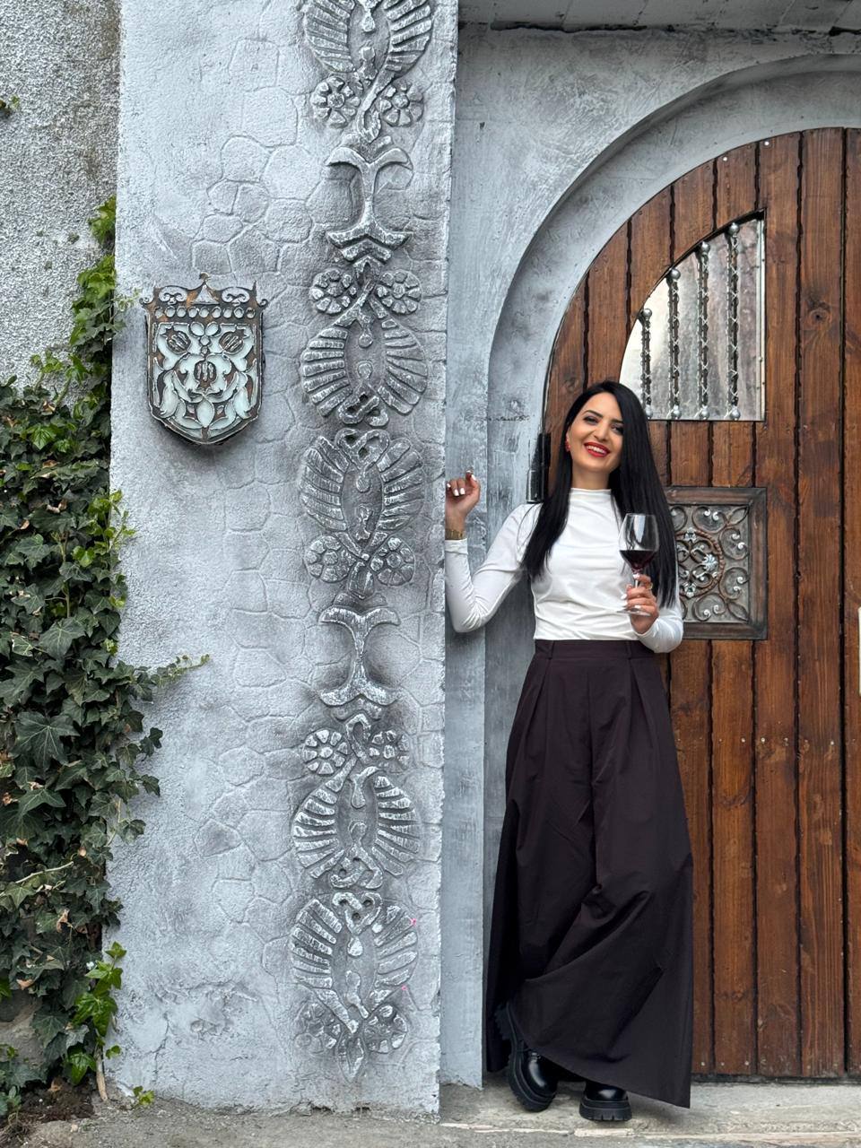 Tour Guide - Lianna