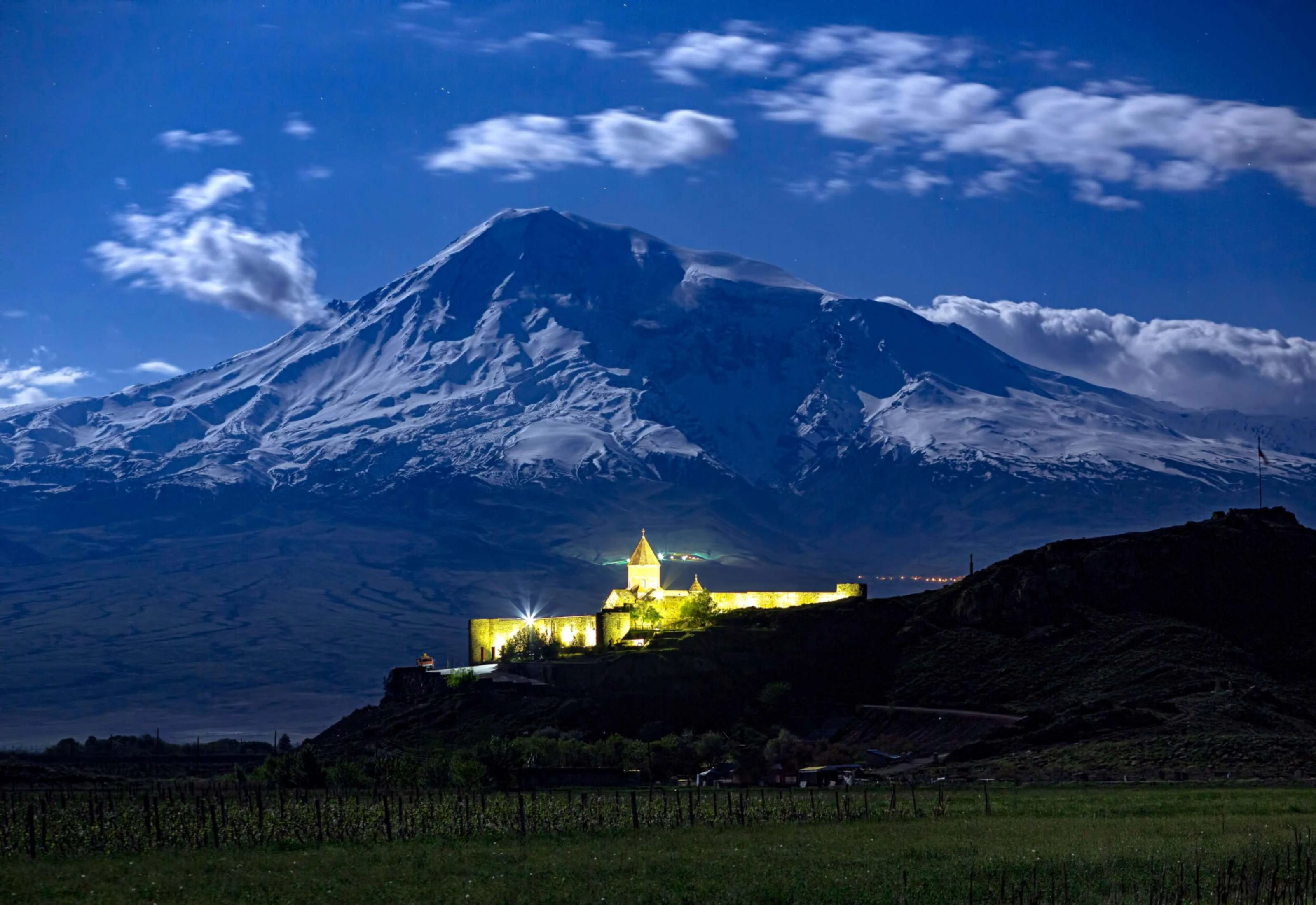 Khor Virap & Mount Parakhadem Adventure