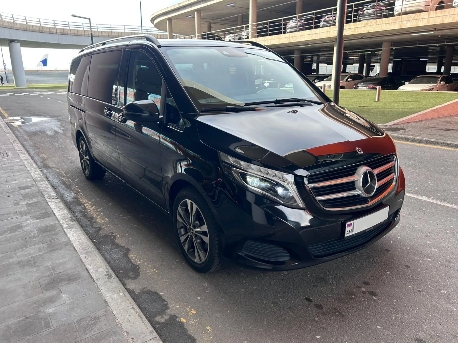 Private Zvartnots Airport Transfer to Yerevan